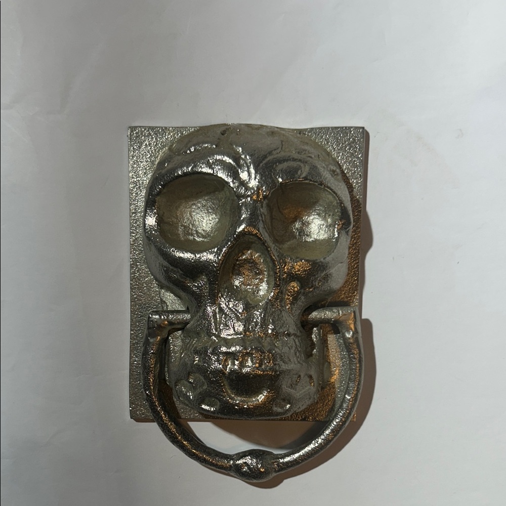 Decorative Metallic Skull Door Knocker - Silver